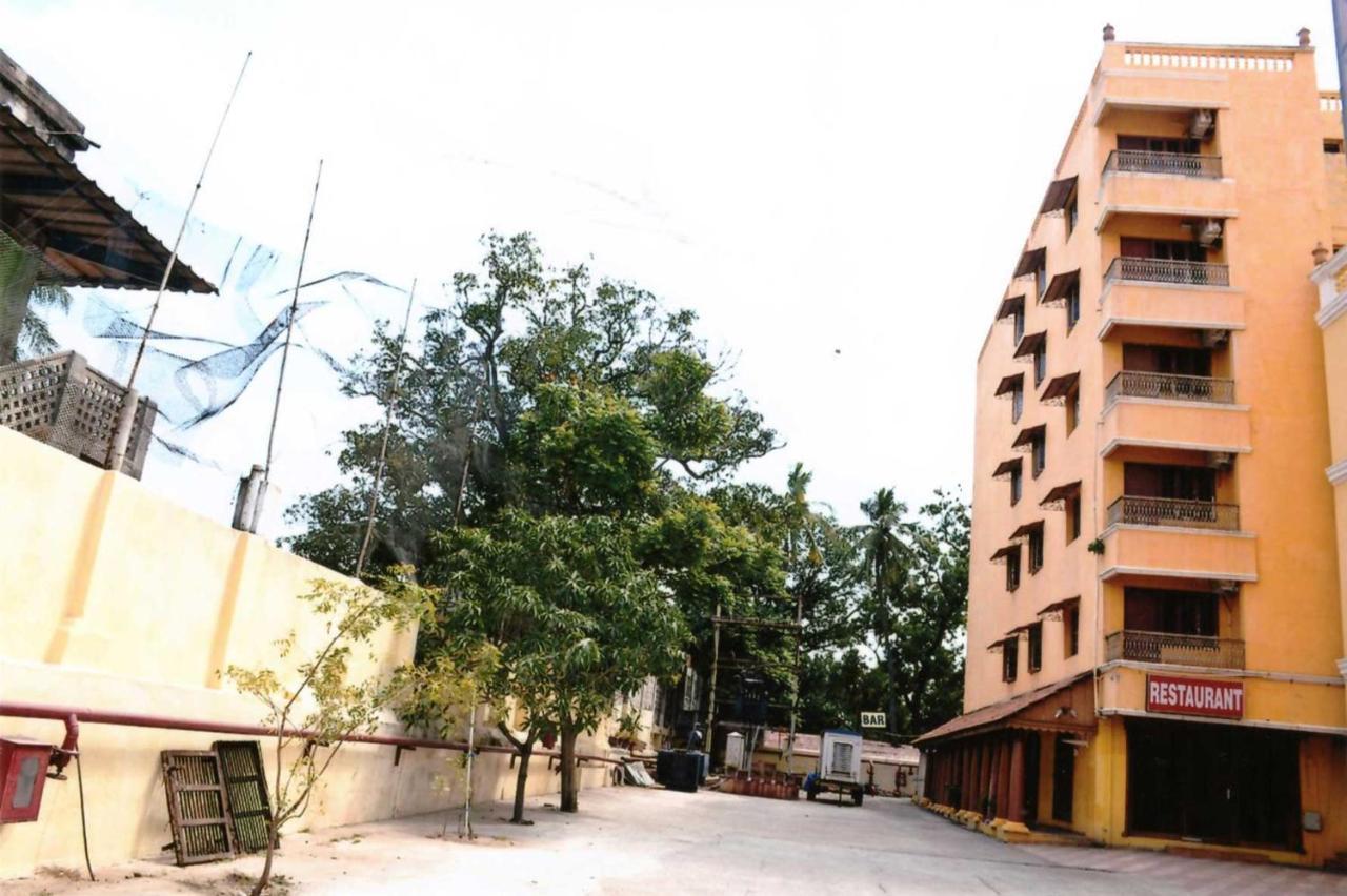 Hotel Soorya Heritage Inn Pondicherry Exterior foto